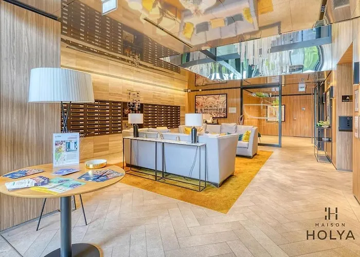 Le Merveilleux - A Auteuil - 360B Paryż